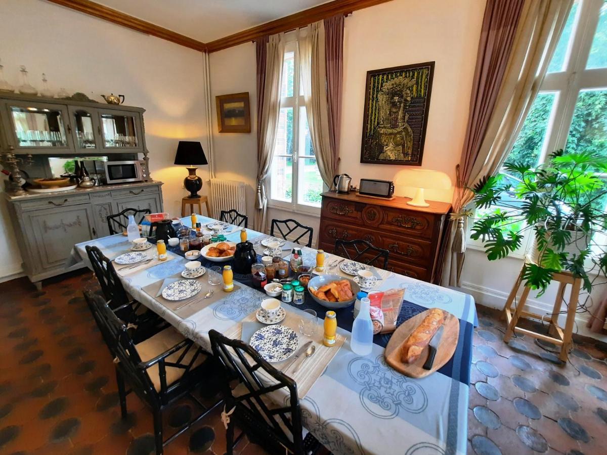 Bed and Breakfast Manoir Des Tuileries Du Buisson Verneuil d'Avre et d'Iton Exterior foto